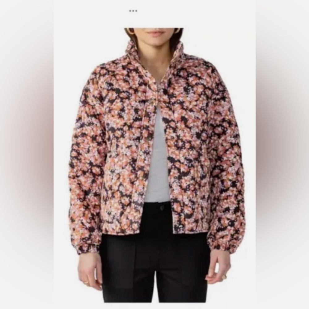 Social Standard by Sanctuary Ditzy Floral Quilted Oversized Jacket